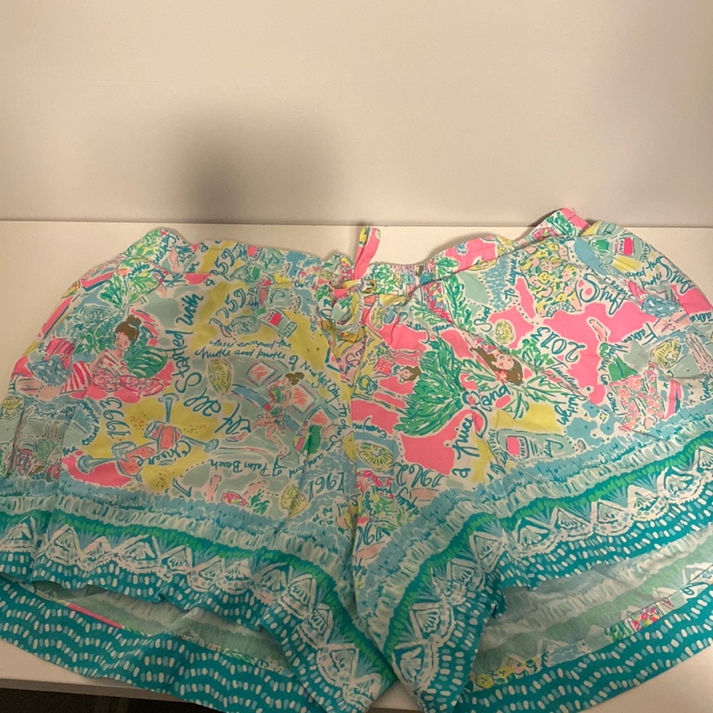 Lilly Pulitzer Katia Shorts - Size M